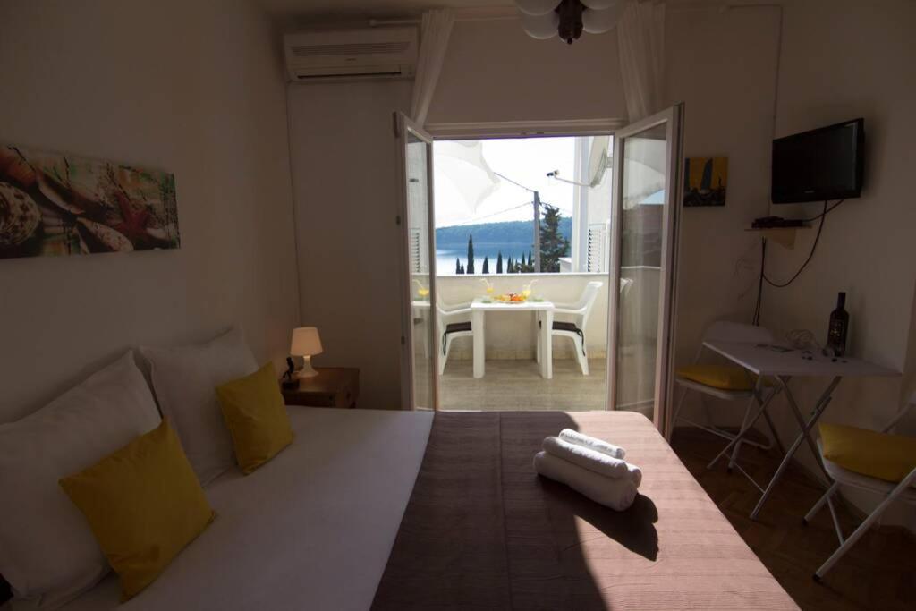 Sea View Room With Kitchen, Balcony&Air Condition Barbat na Rabu Exterior photo